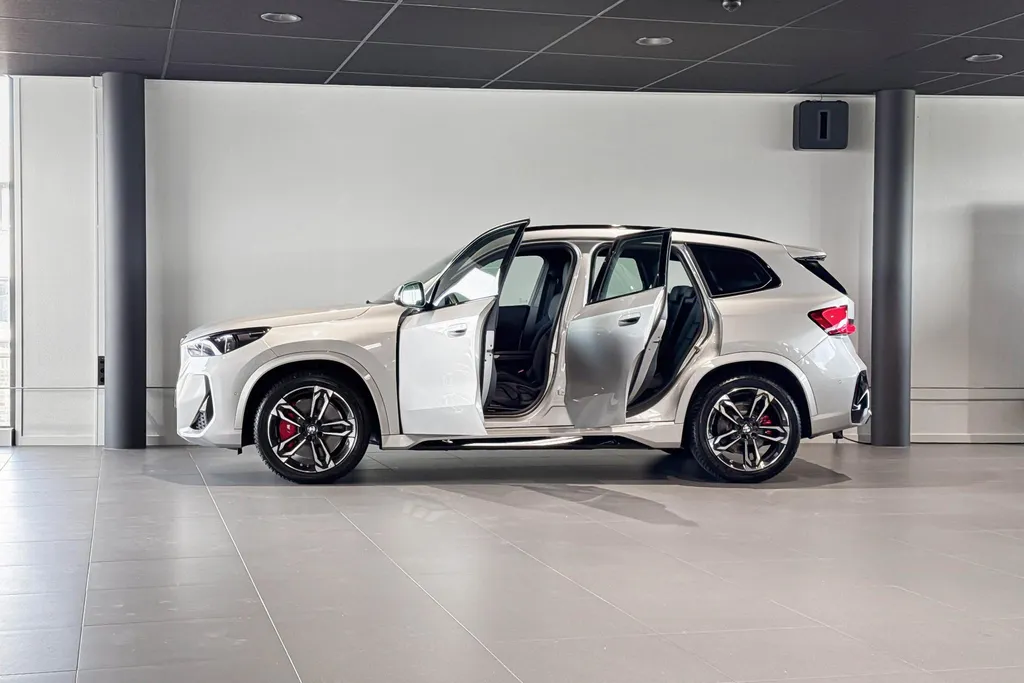 BMW iX1 eDrive20 M Sport Edition
