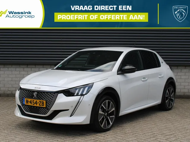 Peugeot e-208