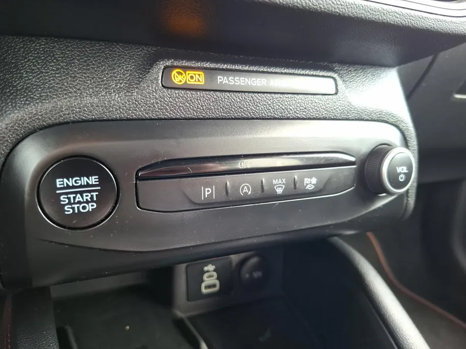 Ford Focus Wagon 1.0 EcoBoost Hybrid ST Line X 155Pk | NL-Auto | 1e eigenaar | Winterpack | Driver Assistancepack | El. Trekhaak | 18' Lichtmetaal | Adaptive Cruisecontrol | Dodehoekdetectie | AGR-best. stoel | B&O Audio |