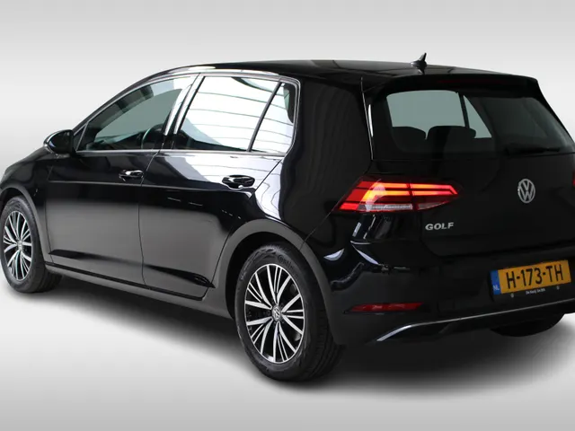 Volkswagen Golf 1.5 TSI Comfortline Android Auto | Apple Carplay | Climate Control | Lichtmetalen velgen