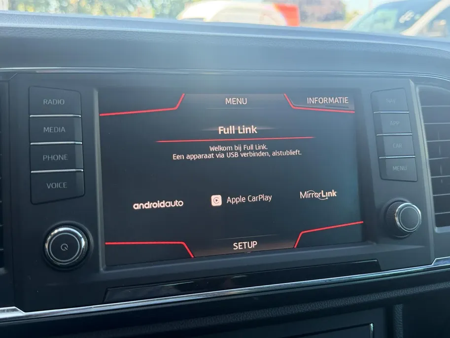 SEAT Ateca 1.0 EcoTSI Style 12 maanden garantie! | Apple carplay/ Android auto | Cruise control | Clima | Camera |
