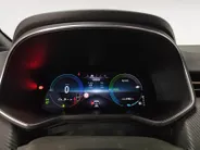 Renault Clio 1.6 E-Tech Hybrid 145 E-Tech Engineered | CarPlay/Android Auto | Camera | Navigatie |  Cruise | Climate Control | Keyless | Speciale E-Tech Engineered Uitvoering