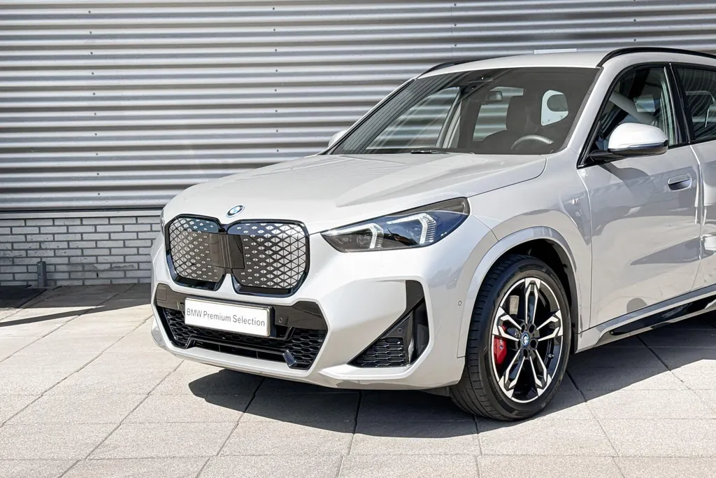 BMW iX1 eDrive20 67 kWh