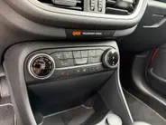 Ford Fiesta 1.0 EcoBoost Titanium 100PK | Winter Pack | Keyless Entry | Apple Carplay & Android Auto | Parkeersensoren voor & achter