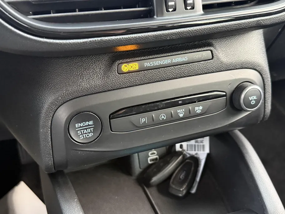 Ford Focus Wagon 1.0 EcoBoost Hybrid ST Line