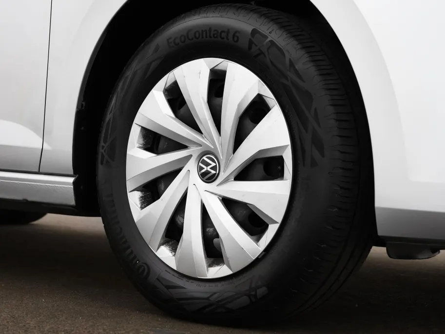 Volkswagen Polo 1.0 TSI 95pk DSG Comfortline · Camera · Apple/Android Car Play · P-Sensoren · Navigatie · DAB · 15'' Inch ·