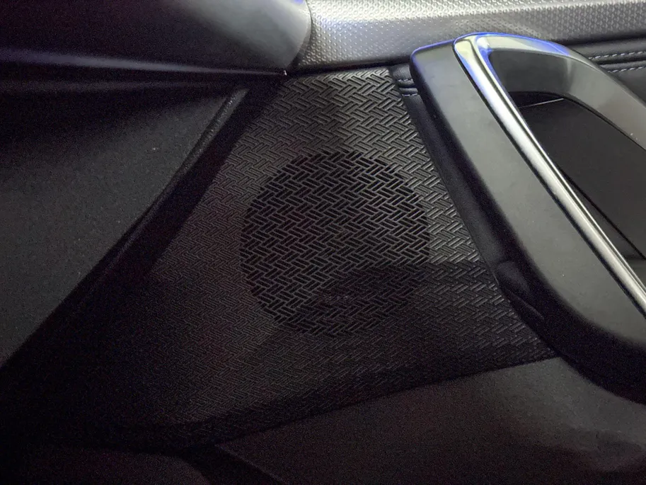BMW iX1 xDrive30 Launch Edition