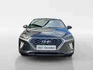 Hyundai IONIQ 1.6 GDi PHEV Premium | 52km elektrisch WLTP | Navigatie | Trekhaak | Climate Control | Apple Carplay & Android Auto | Parkeersensoren rondom | Stoel- en stuurverwarming |