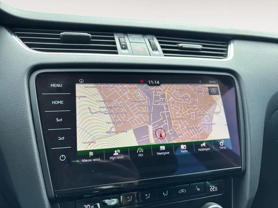 Škoda Octavia Combi 1.0 TSI Greentech Business Edition Plus | Weinig kilometers! | Afneembare Trekhaak | Achteruitrijcamera | Apple Carplay/Android Auto | Climate Control | 12 maanden garantie! |