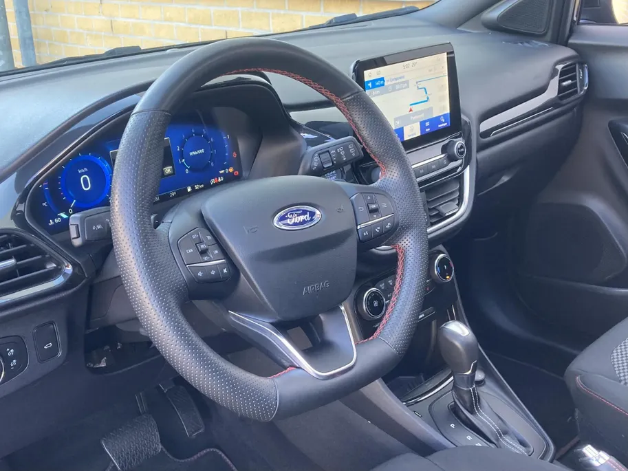 Ford Puma ST-line 1.0 EcoBoost Hybrid 155 pk Automaat Panoramadak Navigatie - Active Park Assist - Winter Pack