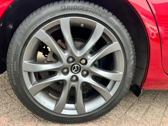 Mazda 6 Sportbreak 2.0 SkyActiv-G 165 Comfortplus Business AUTOMAAT | LEDER | Bose AUDIO | 19"LM VELGEN | STOEL- en STUURVERWARMING | STOEL VENTILATIE | APPLE VARPLAY /ANDROID AUTO |