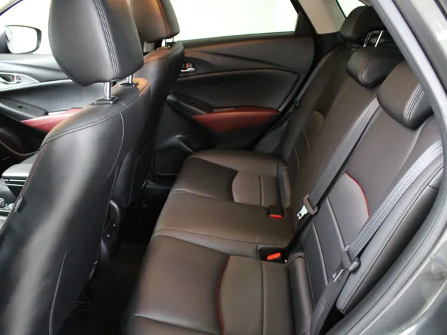 Mazda CX-3 2.0 SkyActiv-G 120 Dynamic Leder | Navigatie | Camera | Stoel- en stuurverwarming | Climate Control