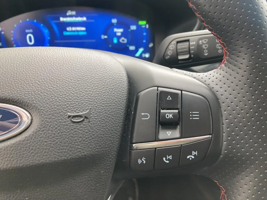 Ford Kuga 2.5 PHEV 225 pk ST-Line X BLISS - Voorruitverwarming - Stoelverwarming - Half leder Alcantara