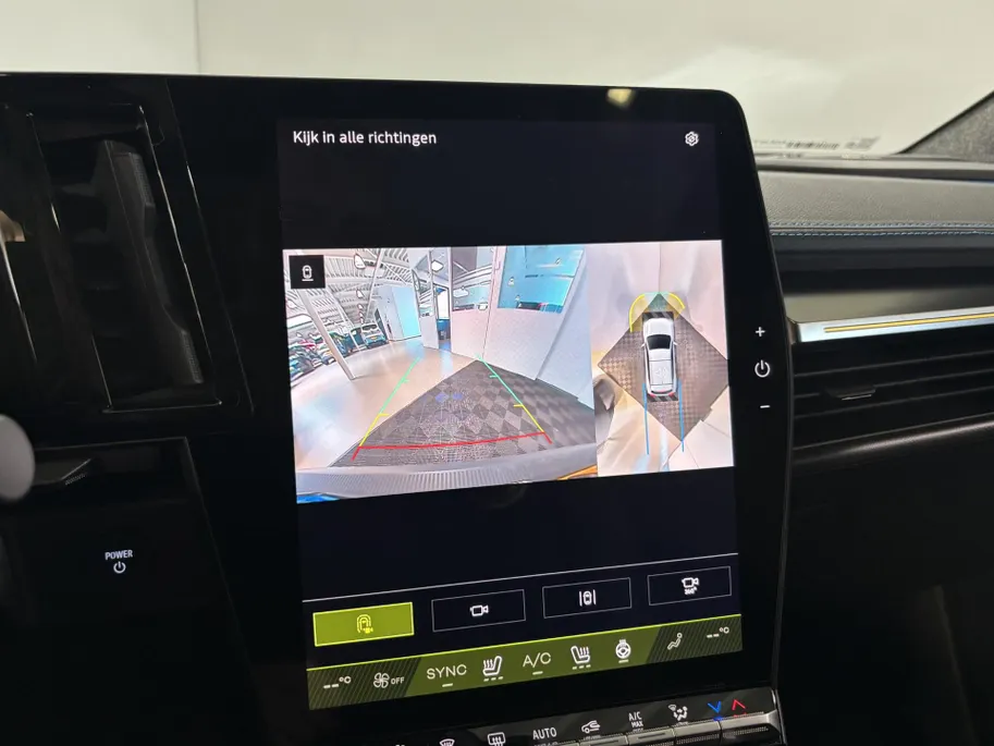 Renault Scénic E-Tech 220PK EV87 Long Range Esprit Alpine Automaat | DEMO | Solarbay Panoramadak | Harman Kardon Audio | Adaptive Cruise Control | Climate Control | 360 Camera | Apple CarPlay/Android Auto | Elektrisch Verstelbare Stoelen | Stoelverwarming |
