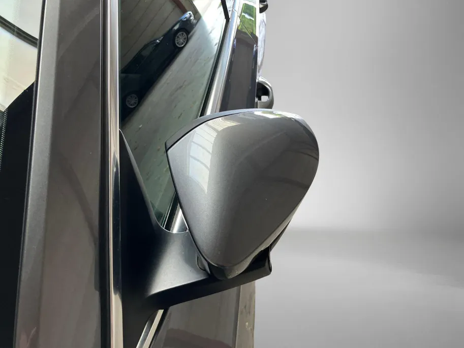 Škoda Superb 1.4TSIiV 160kW/218PK Laurin & Klement · Panoramadak · Leder · Navigatie · 360gr Camera · Apple/Android Car Play · Canton Audio ·