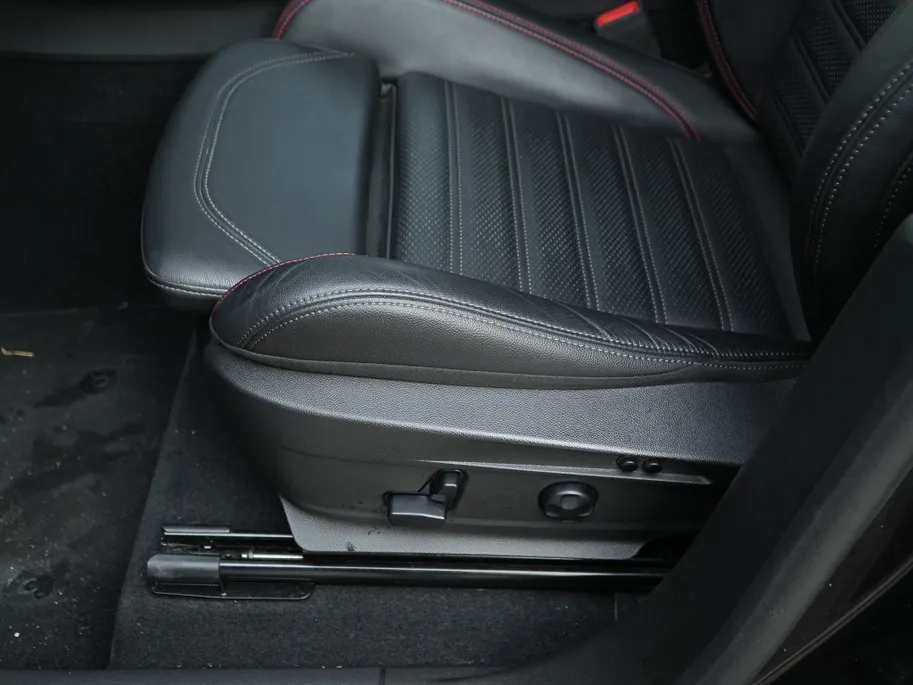 Alfa Romeo Stelvio 2.0 Turbo 280 PK AWD Competizione | Veloce | Pano | Harman | 21'