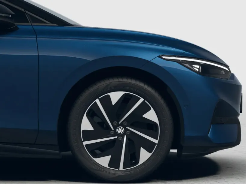 Volkswagen ID.7 Limited Edition Plus 77 kWh accu 286 PK · Trekhaak inklapbaar, met elektrische ontgrendeling ·