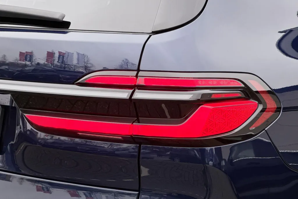 BMW X7 M60i xDrive