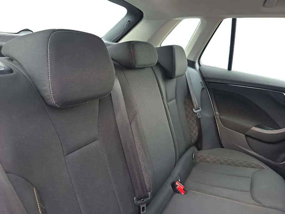 Škoda Kamiq 1.0 TSI Active | Apple/Android Auto | Parkeersensoren | Airco | Cruise Control | 12 maanden garantie! |