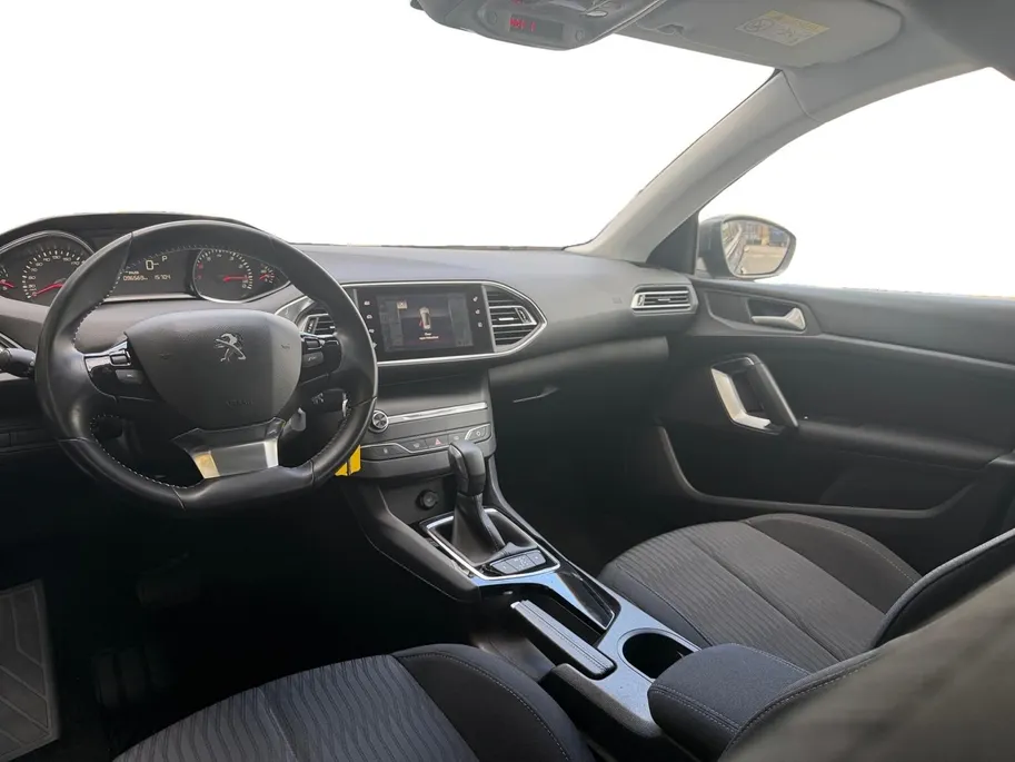 Peugeot 308 SW 1.2 PureTech Allure AUTOMAAT! | Cruise/Climate Control | Achteruitrijcamera | 12 MAANDEN GARANTIE!