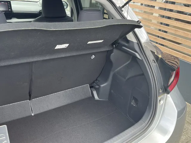 Toyota Yaris 1.5 Hybrid Active | Trekhaak | Camera | Stoelverwarming