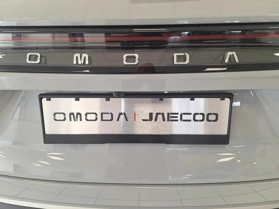Omoda 9 9 PHEV Premium Panoramadak - 1100KM Bereik
