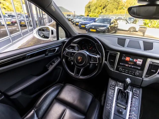 Porsche Macan NL geleverd 2.0
