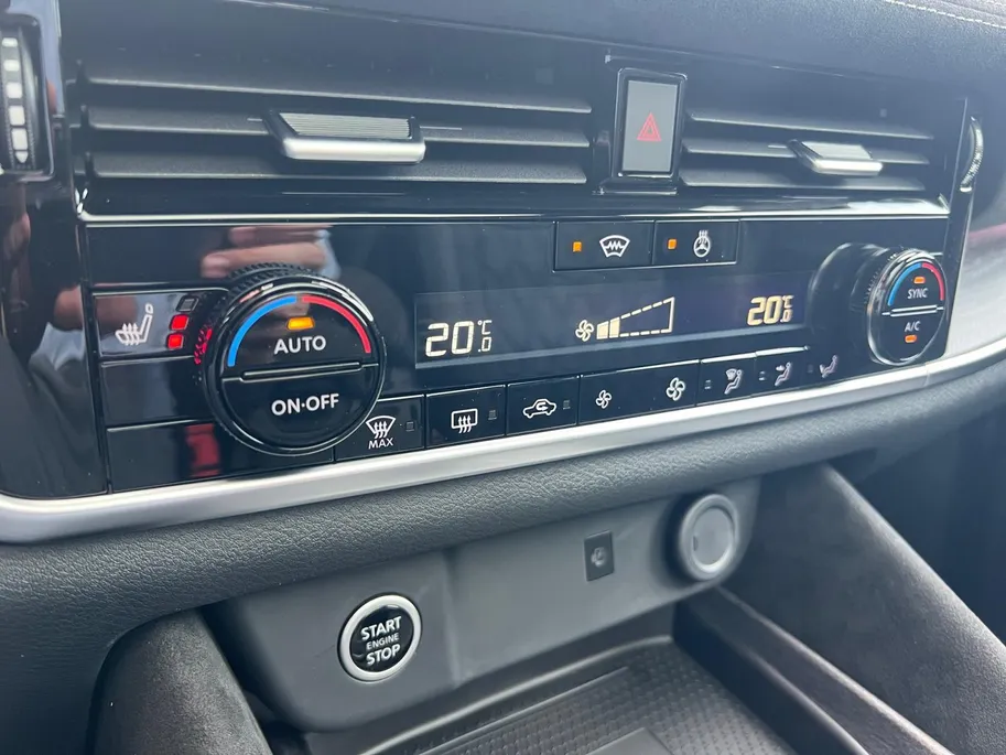Nissan QASHQAI 1.3 MHEV Xtronic Tekna Plus | NISSAN MORE 10 Jaar garantie | €6.000,- Korting | 1800 kilo trekgewicht | Panoramadak | Keyless | | Bomvol optie's  | 360 camera |
