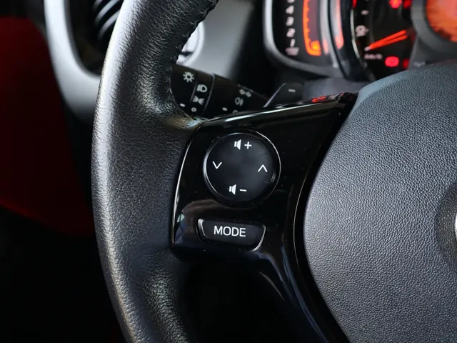 Toyota Aygo 1.0 VVT-i x-play Automaat | Camera | Apple Carplay & Android Aut