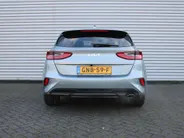 Kia Ceed 1.0 T-GDi DynamicPlusLine | Stuur-/stoelverwarming | Camera | Draadloos laden | LED | Dodehoek detectie | 16' LM |