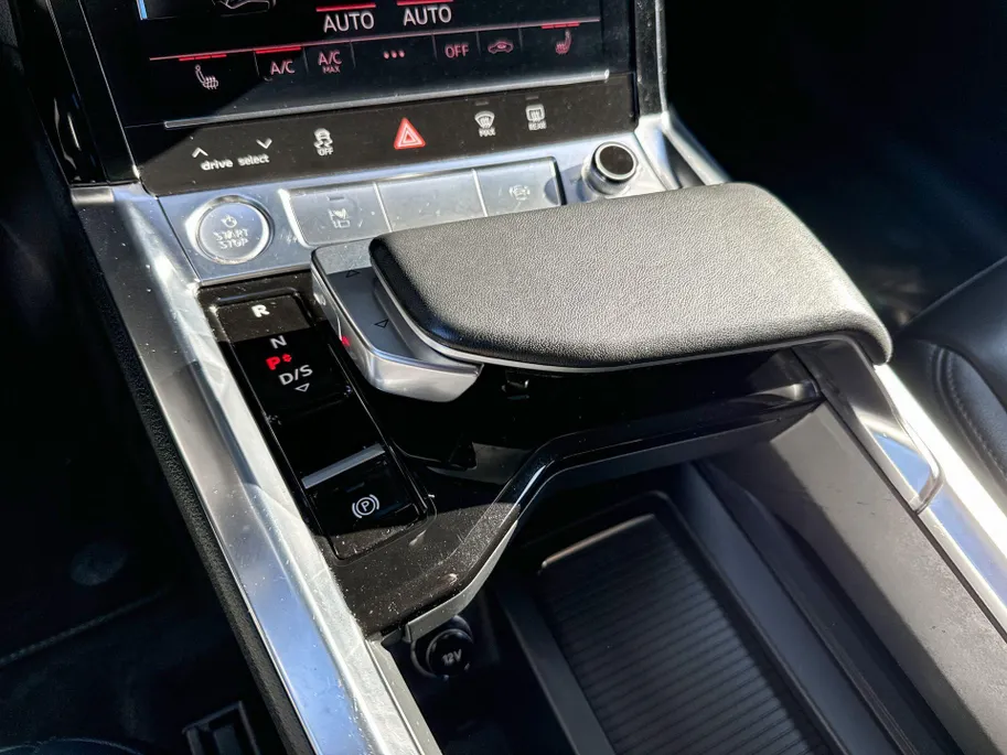 Audi E-tron E-tron 55 quattro advanced Pro Line Plus 95 kWh