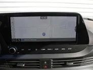 Hyundai i20 1.2 MPI Comfort | BTW Auto | Stuur-/stoelverwarming | Camera | Navi | Apple Carplay | Android Auto | Cruise | 16' LM | All seasons | Airco |