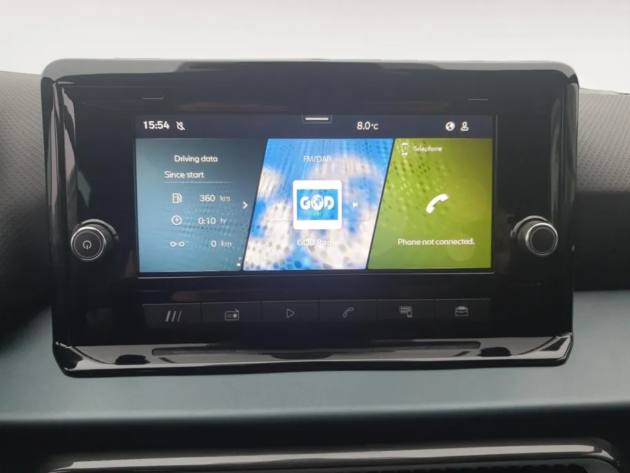 SEAT Arona Xperience | Climate control | Adaptieve cruise control | Camera | Apple CarPlay / Android  | Parkeersensoren voor en achter |