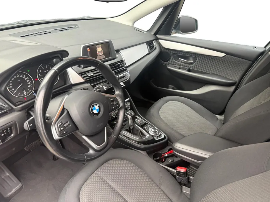 BMW 2 Serie Active Tourer 218i Executive | Cruise Control | Parkeersensoren | Stoelverwarming voor | Climate Control | Bluetooth | 12 maanden garantie!
