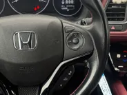 Honda HR-V 1.5 i-VTEC Elegance | Automaat | Trekhaak | Achteruitrijcamera | Stoelverwarming | Led koplampen | Dealer onderhouden |