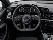 Audi A3 Sportback 40 TFSIe 204pk S-tronic S edition · Camera · Apple/Android Car Play · Stoelverwarming · Navigatie · P-Sensoren · 17'' Inch · Garantie t/m 21-07-2029 of 100.000km  · EXTRA INRUILKORTING ·