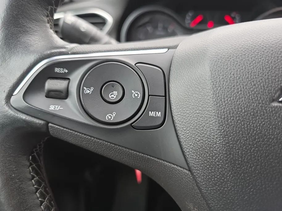 Opel Grandland X 1.2 Turbo Business Executive | Automaat | Achteruitrijcamera | Elektr. Achterklep | Stoelverwarming | Apple/Android Auto | 12 maanden garantie! |