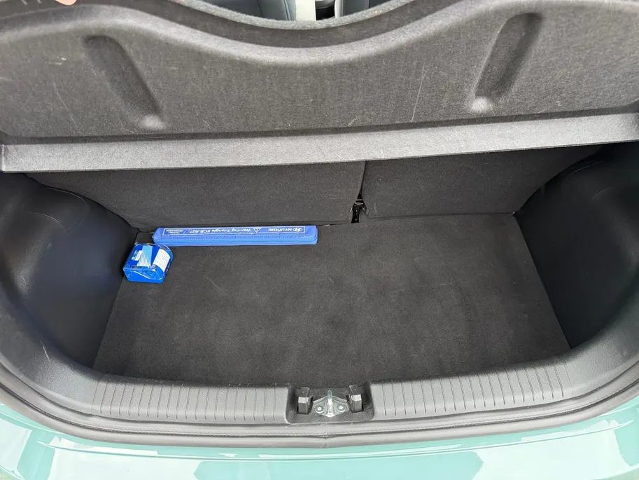 Hyundai i10 1.0 Premium | Climate Control | Achteruitrijcamera | Navigatie | Parkeersensoren achter | Apple Carplay/ Android Auto