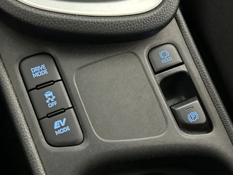 Toyota Yaris Cross 1.5 Hybrid Dynamic | Navigatie | 17'' L.M. Velgen | Adaptieve Cruise Control