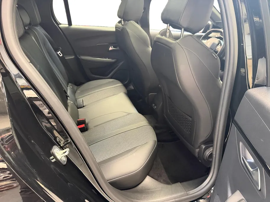 Peugeot e-208 EV GT 350 50 kWh STOELVERWARMING | ACHTERUITRIJCAMERA | GLASSROOF | 12 MAANDEN BOVAG GARANTIE