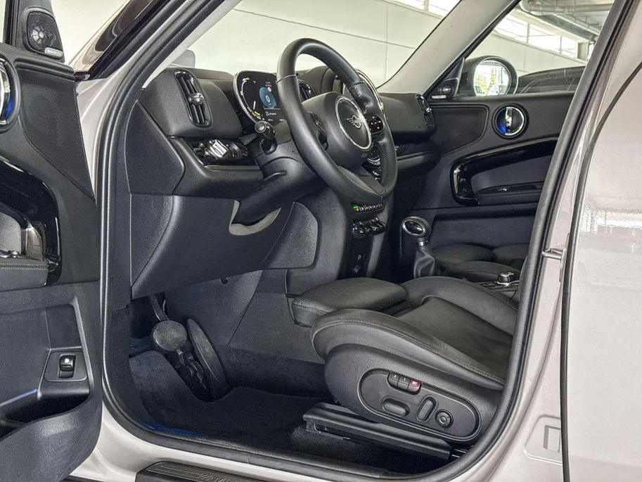 MINI Countryman Cooper SE ALL4 Classic