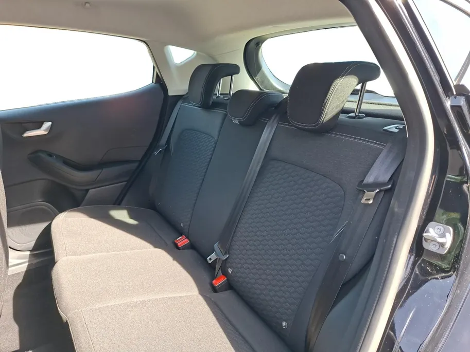 Ford Fiesta 1.0 EcoBoost Hybrid Titanium | Stoel- stuur en voorruitverwarming | Apple Carplay & Android auto | Cruise control