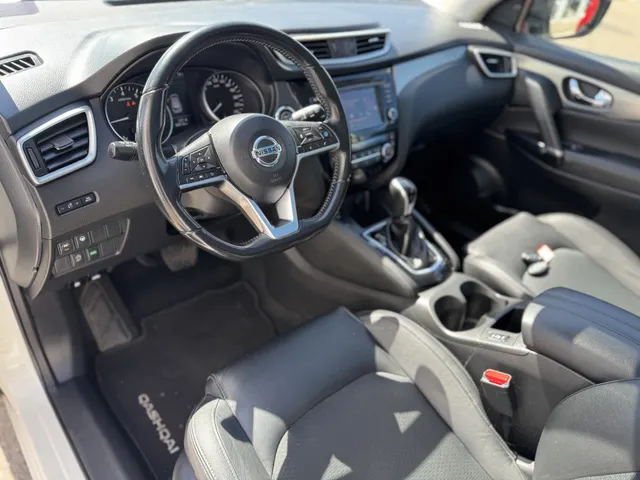 Nissan QASHQAI Automaat 1.3 DIG-T Tekna