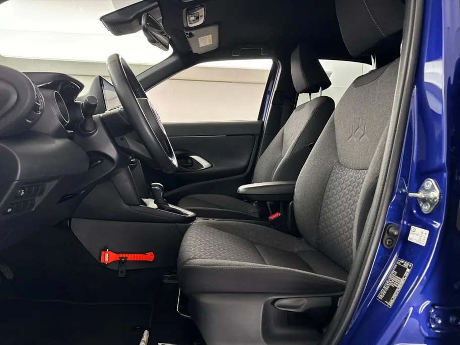 Toyota Yaris Cross 1.5 Hybrid Dynamic | Navigatie | 17'' L.M. Velgen | Adaptieve Cruise Control