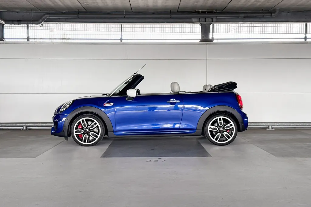 MINI Cooper Cabrio 2.0 John Cooper Works Chili