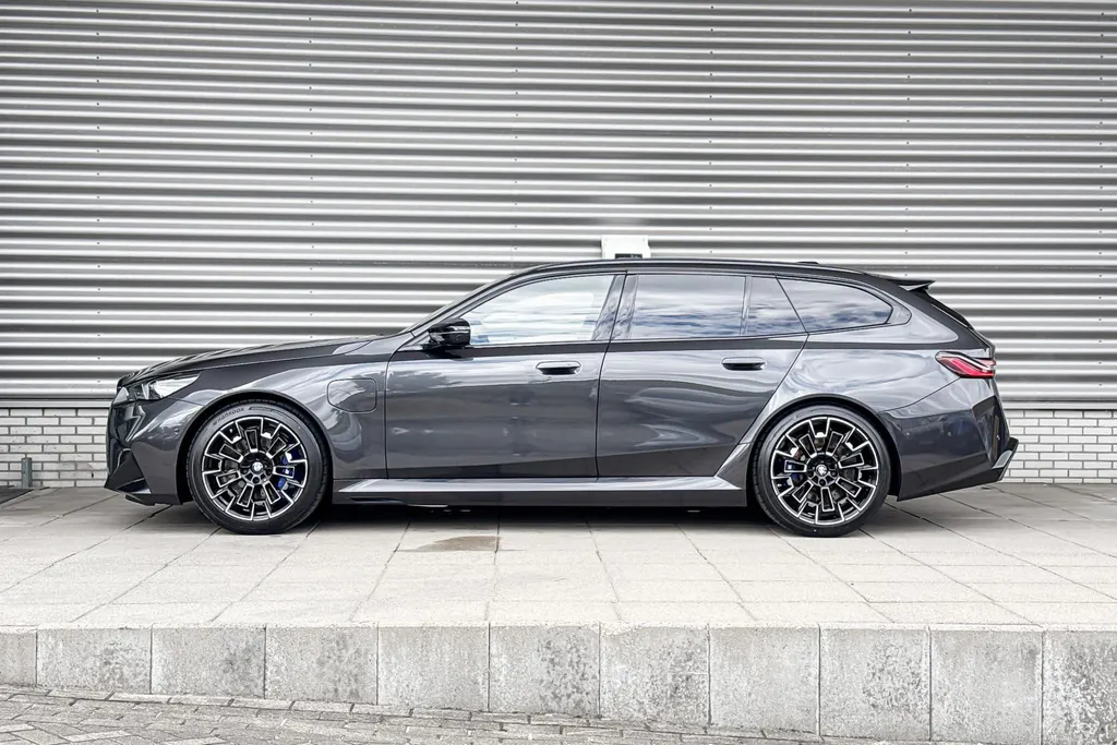 BMW M5 Touring 