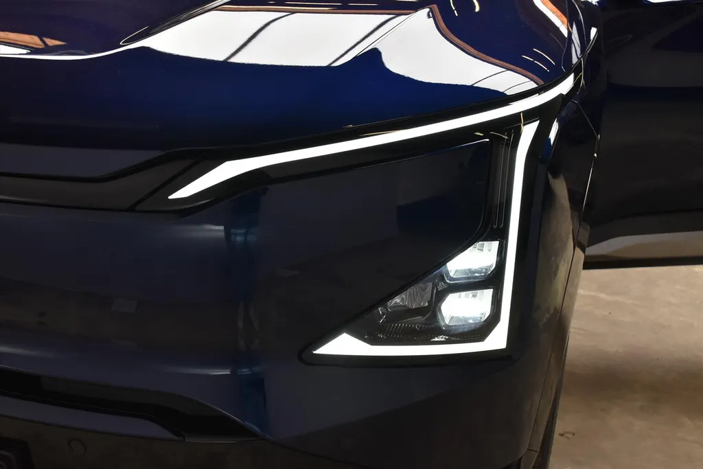 Kia EV5 81,4 kWh 217pk 2WD Plus NIEUW TE BESTELLEN