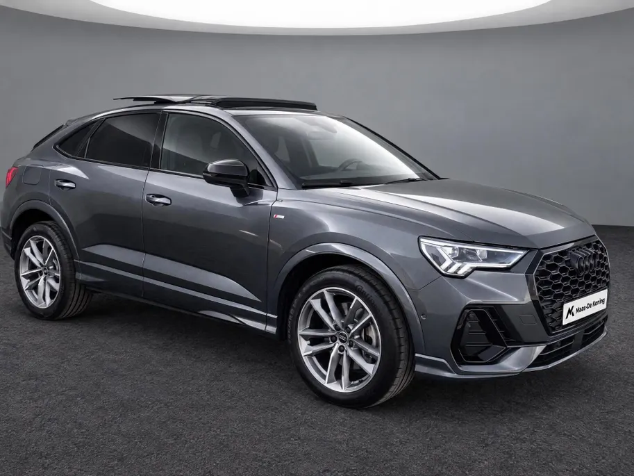 Audi Q3 Sportback 45 TFSIe 180kW/245PK S Line · Panoramadak · Trekhaak · Camera · Stoelverwarming · Apple/Android Car Play · Adaptive Cruise Control ·  Drive select ·