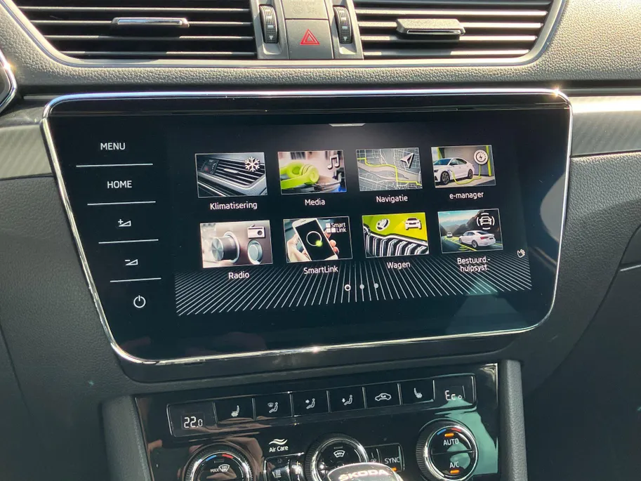 Škoda Superb Combi 1.4e-hybrid 245PK Sportline Panoramadak · Trekhaak · 360°Camera + Parkeersensoren ·