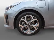 Kia Ceed Sportswagon 1.6I PHEV ExecutiveLine | Automaat | Dealer onderhouden | Panorama dak | Stoelverwarming en Ventilatie | Dodehoek Detectie | Leder | Carplay | Camera | Cruise Control Adaptief |